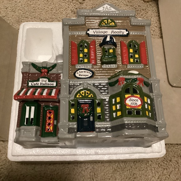 Department 56 Snow Village- Village Realty - Picture 4 of 5